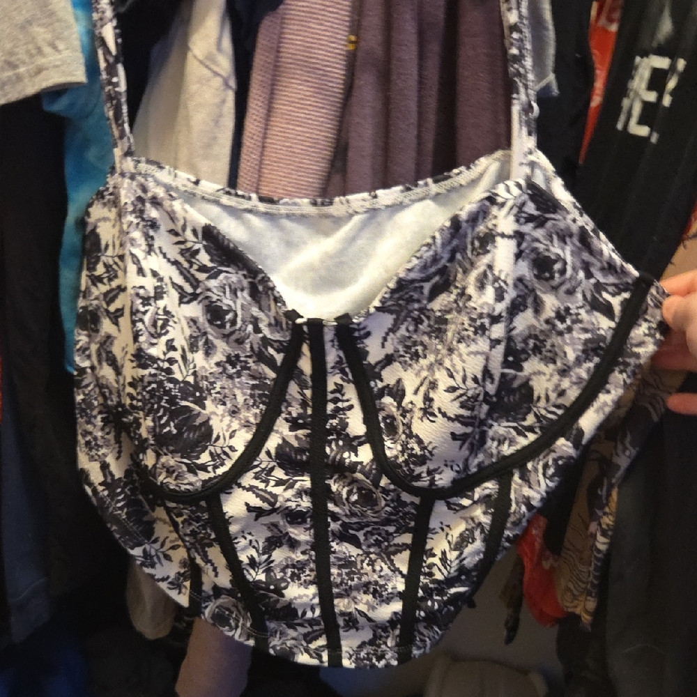 Floral Black and White Crop Top